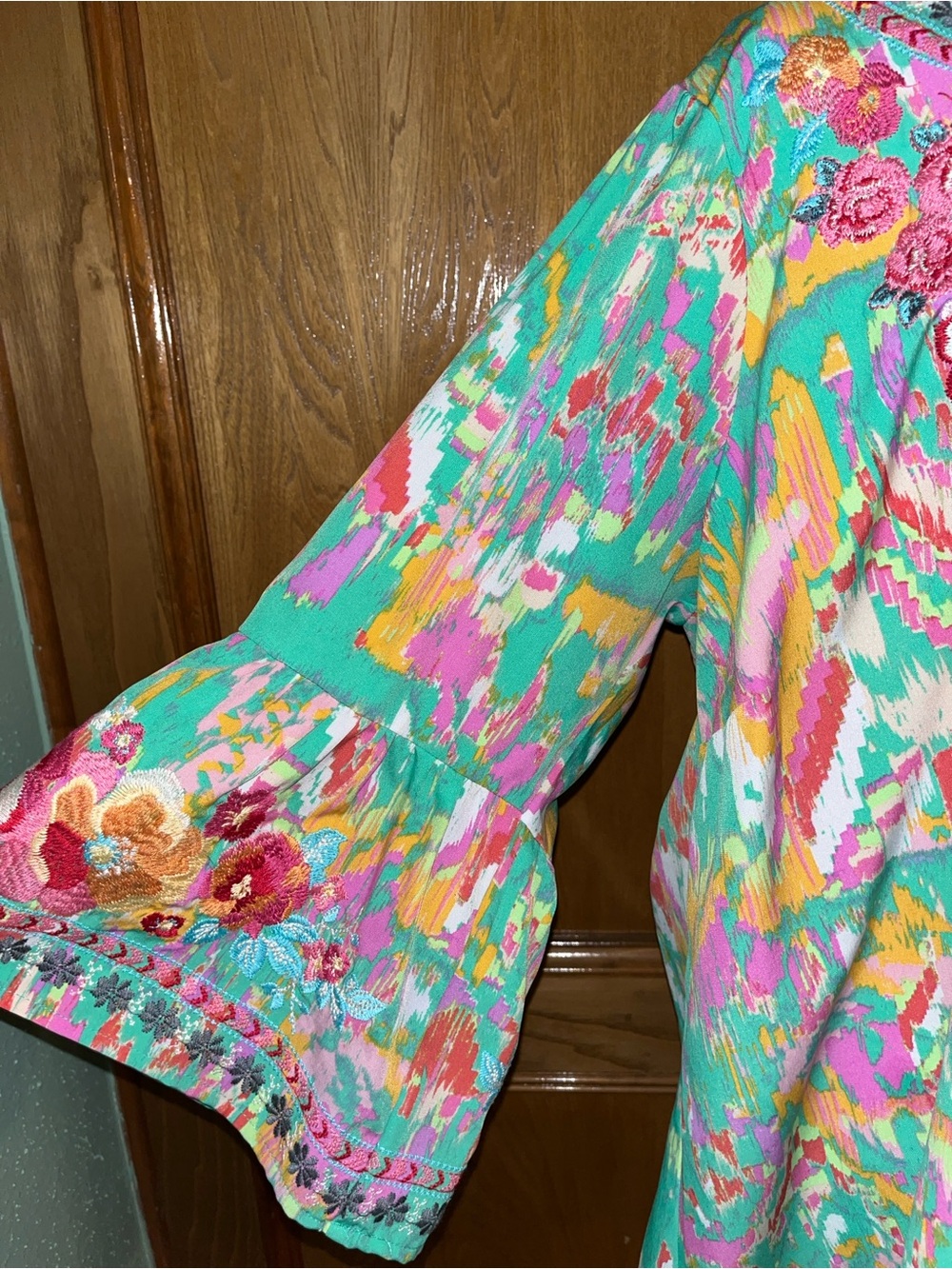 Sz 1X Savanna Jane Vibrant Embroidered Floral Emerald Tunic Top - Picture 5 of 10